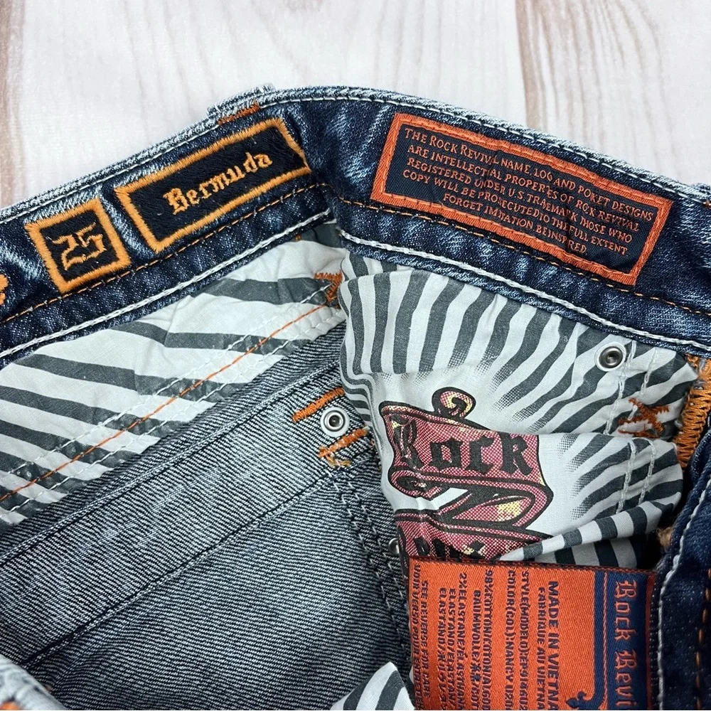 Rock Revival Nancy Bermuda Stretch Denim Shorts Distressed Blue Sz 25